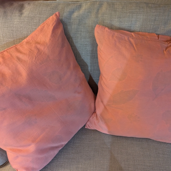 Ballard Kiki Frog Closure Pillow Cover - Picture 2 of 8